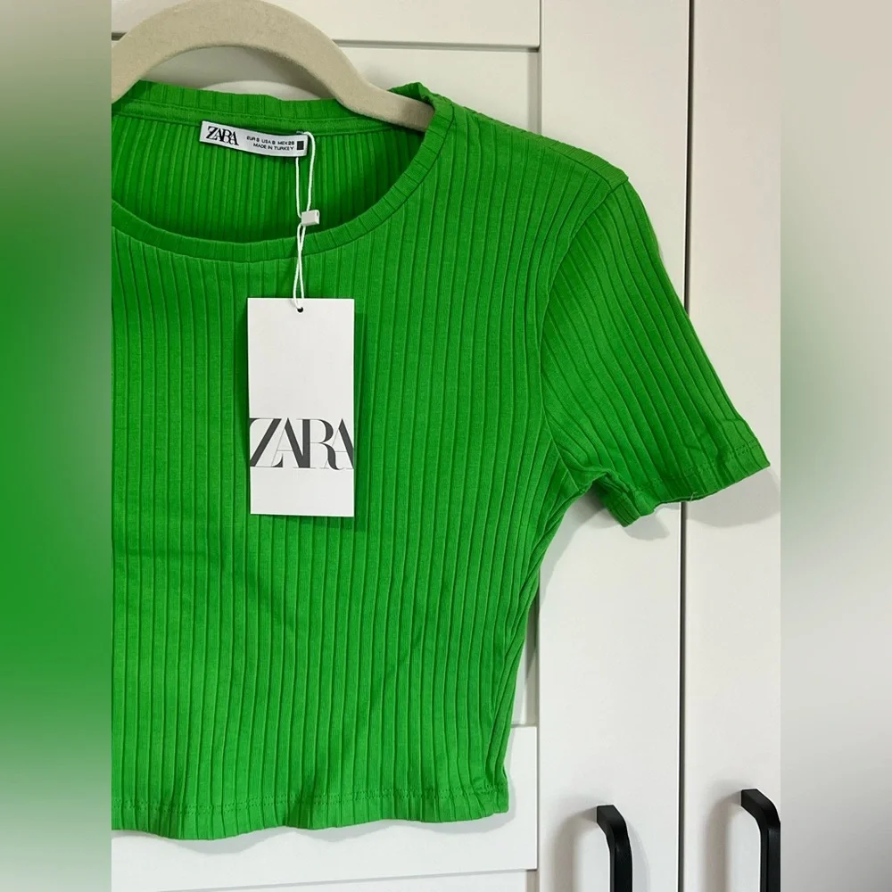 NWT Zara Green Ribbed Cropped Tshirt - Picture 9 of 9